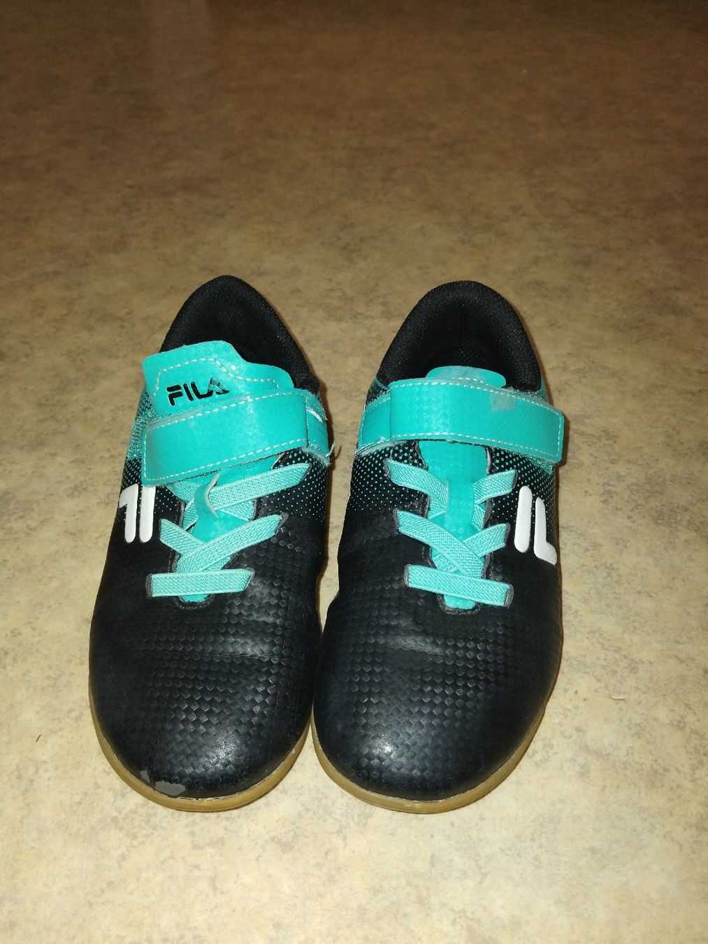 Fila Scarpe per ragazzi: Kinder Turnschuh – Usato da Betschwanden venduto da mel_yrp5