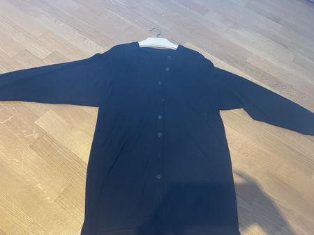 Pullover dunkelblaue Strickjacke mit Taschen, Merinowolle