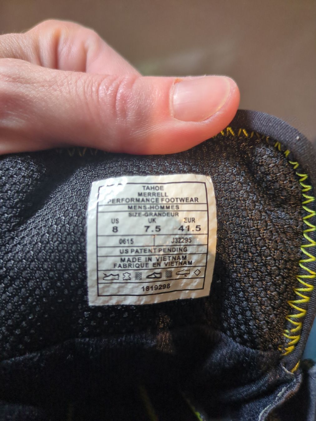 Vibram Chaussures hommes: Chaussures de marche Merrell – D'occasion à Pully par FlorWoll 2