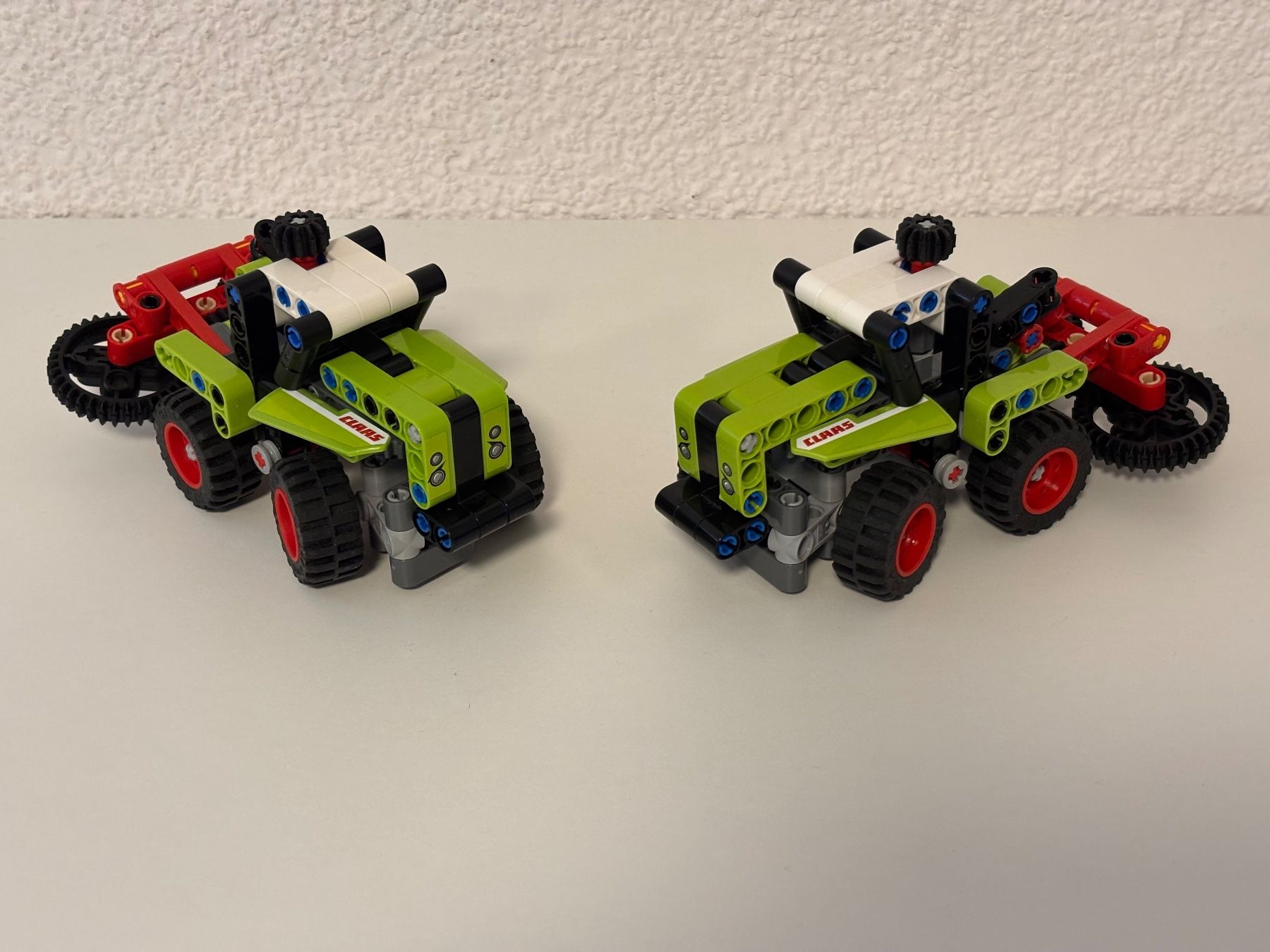 Lego Kit di costruzioni: 2x LEGO Technic 42102 Claas Xerion – Usato da Lengnau AG venduto da Chefe43