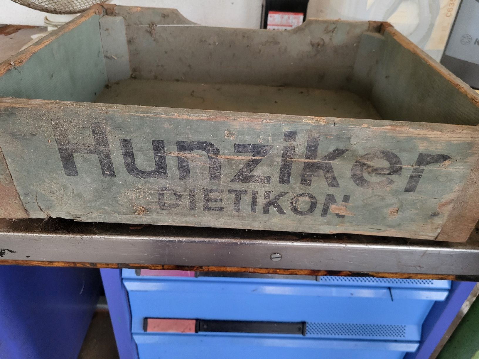 Caisses de transport: holzkiste scheunenfund – D'occasion à Balterswil par Jeko1967