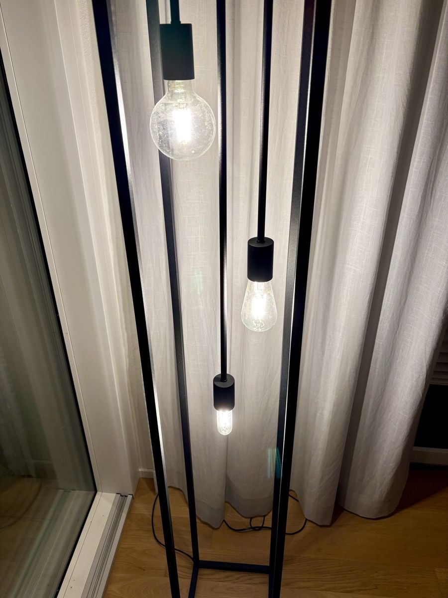 Lampade: Stehlampe Metall schwarz – Nuovo (secondo la descrizione) da Kloten venduto da Flower_007 1