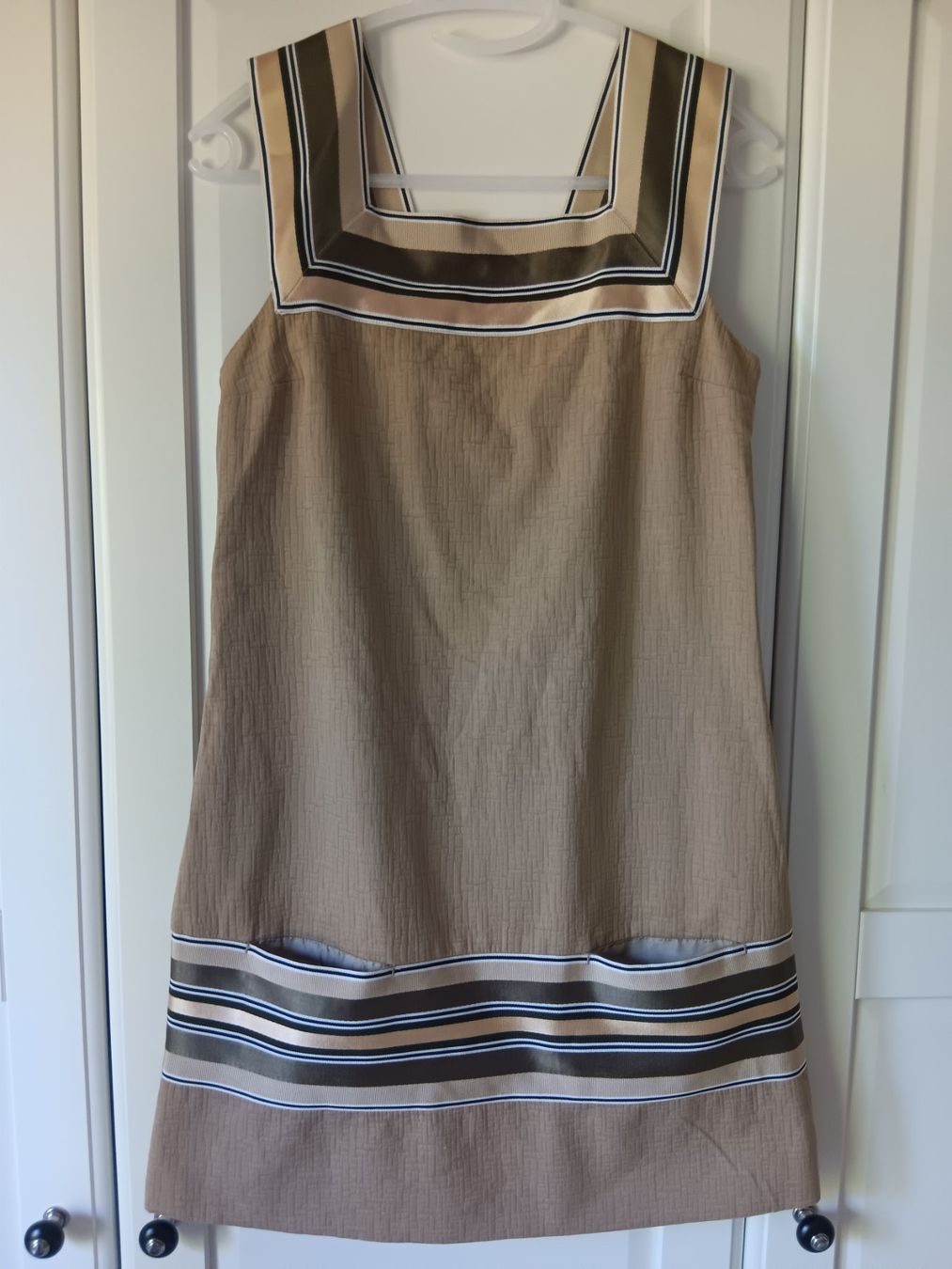 Sportmax Kleider: SPORTMAX Défilé Robe / Kleid taille / Grosse XS – Gebraucht aus Cossonay-ville von Super-Price-Quality