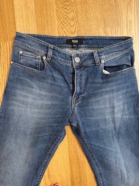 Versace Jeans: Versace Versus Herren Jeans Gr.30 – Usato da Wabern venduto da MagdalenaWabern 5