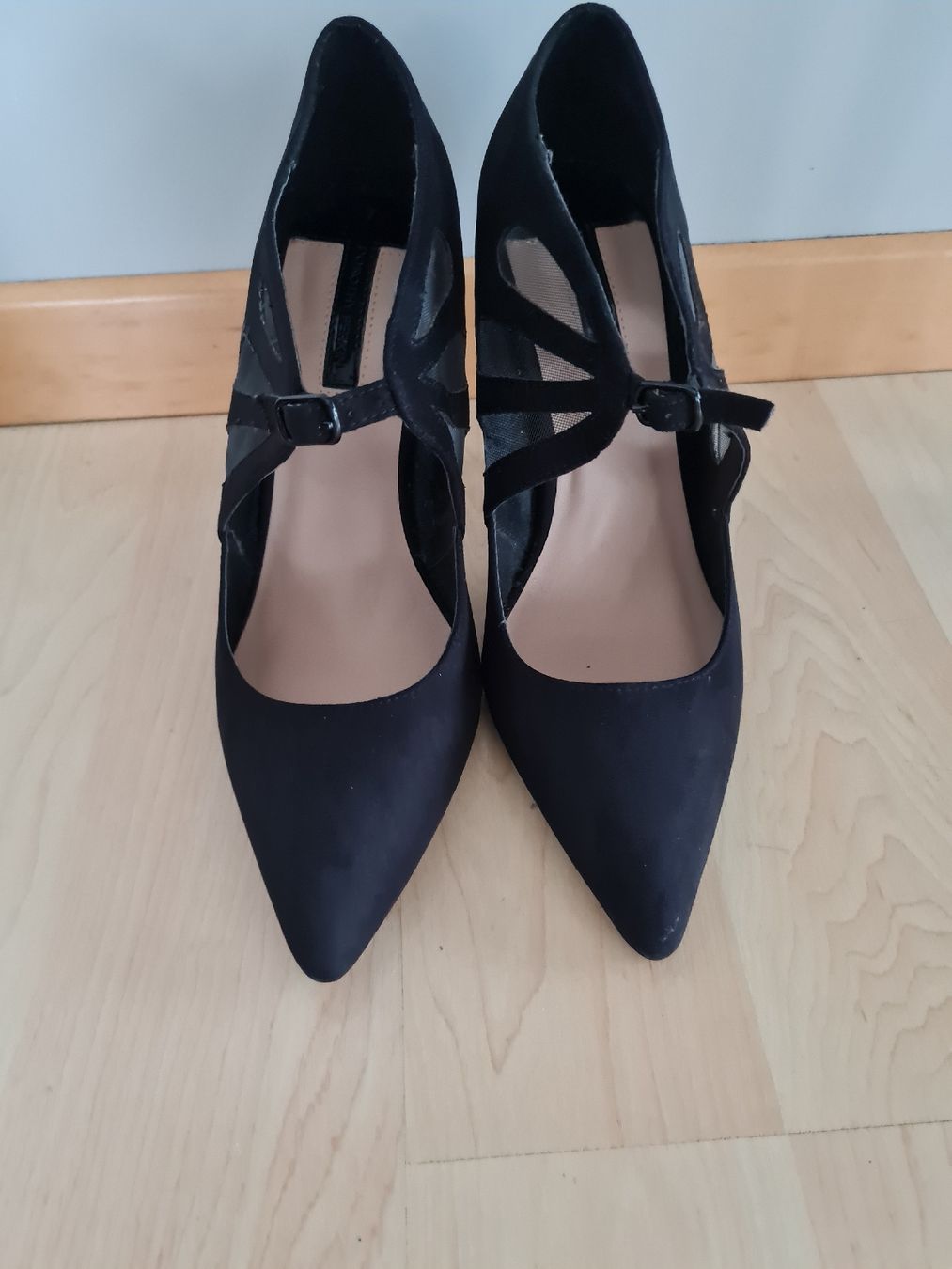 Scarpe da donna: Schwarze elegante High Heels Gr.40 – Usato da Rotkreuz venduto da tat_8zds 1