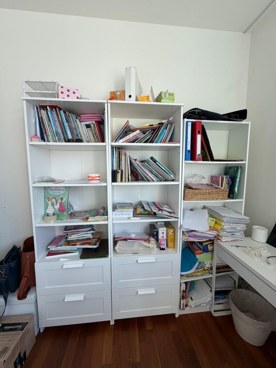Ikea Regale: Ikea book shelf with drawer  – Gebraucht aus Herrliberg von mel_7gs8