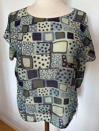 leichte Colora Damen Bluse, 27% Seide, Gr. S, NEU (Prototyp)