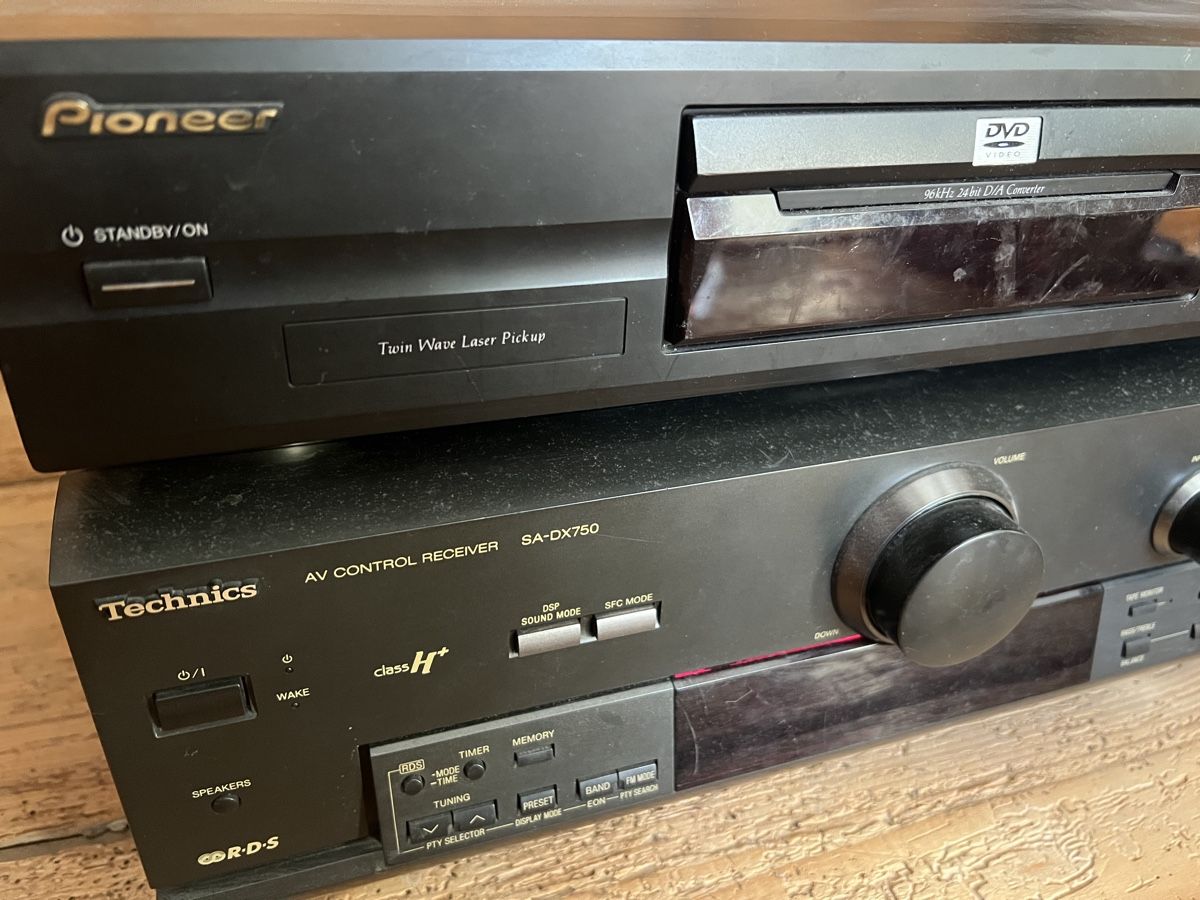 Pioneer Audio- & Mediensysteme: Technics AV Receiver und Pioneer DVD Player – Gebraucht aus Wohlenschwil von SmokyAnnie 1