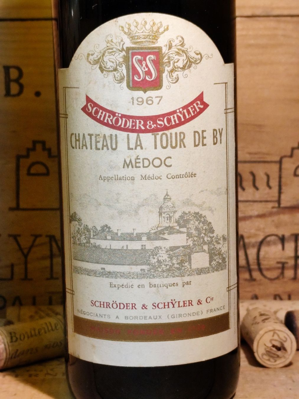 Vino: 1967 Château La Tour de By Médoc – Nuovo e nell'imballaggio originale da Büsserach venduto da Vintage-vins