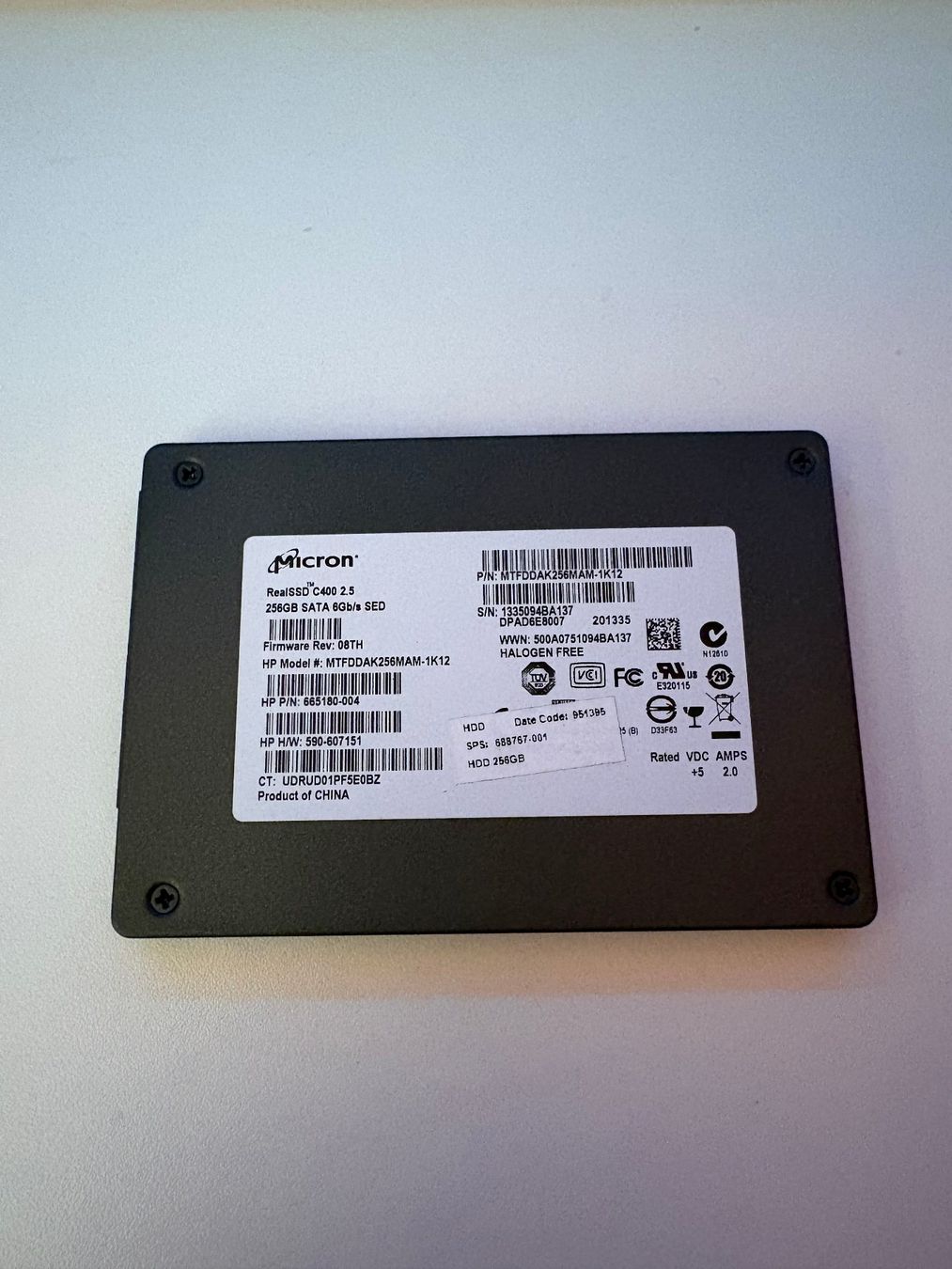 Dischi rigidi: Micron C400 256GB SATA-III 2.5" SSD – Usato da Amriswil venduto da hardware_uschi