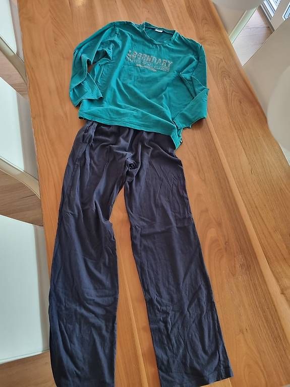 Pigiama & Simili: 2x Pijama, le Jogger, Gr. 158/164 – Usato da jona venduto da nixli123 1