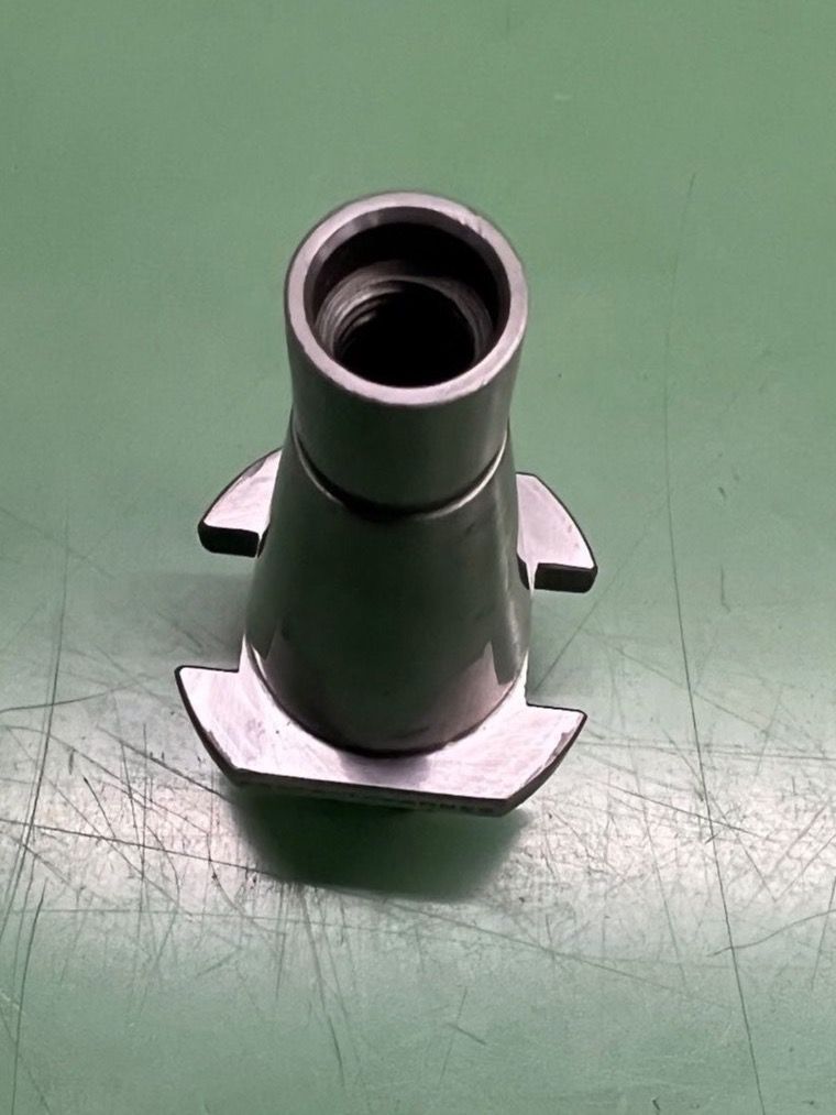 Tutti gli attrezzi: Porte-outils ISO30 Ø16mm – Usato da Aarberg venduto da SNMachines 4