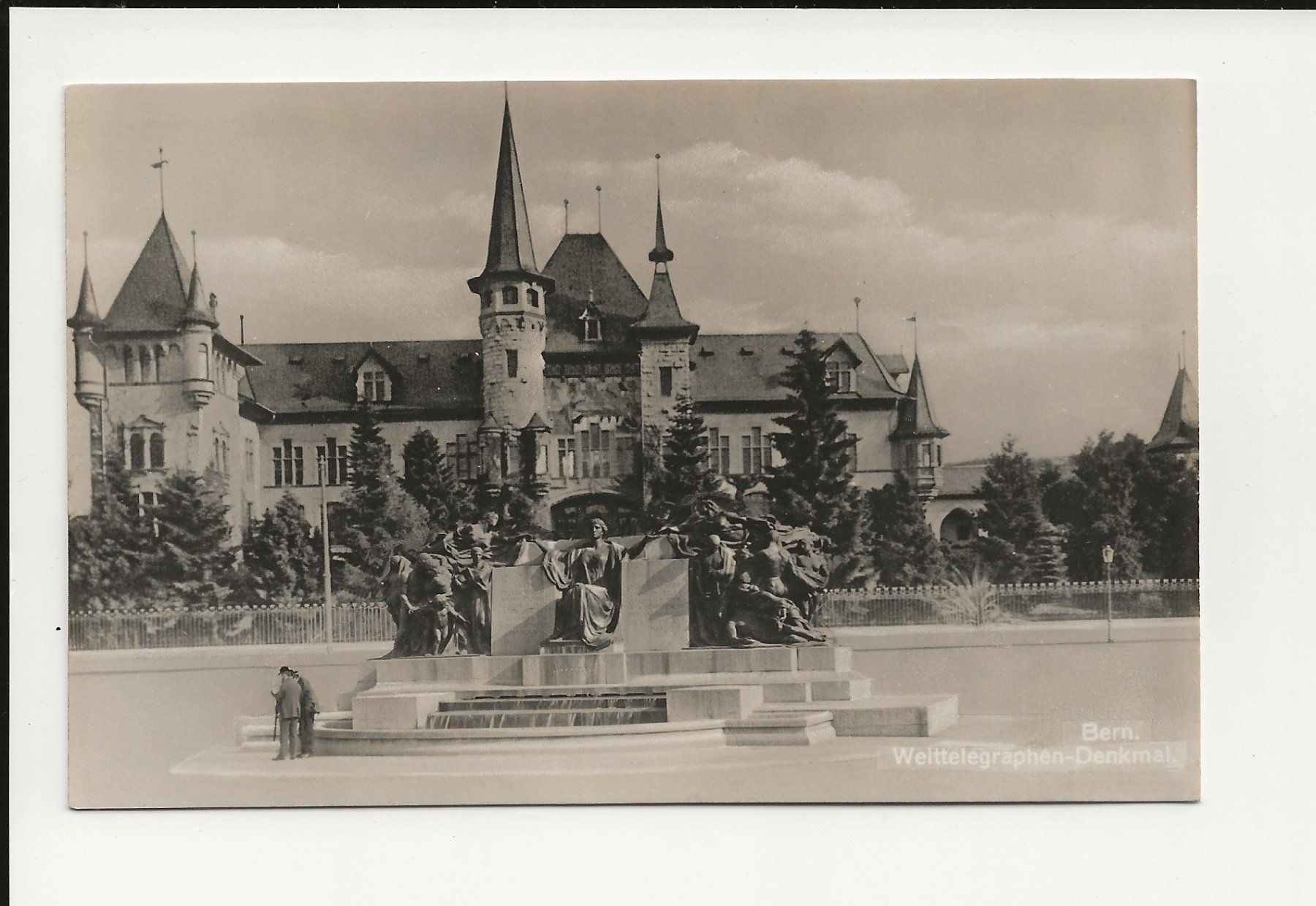 Cartoline postali: AK ca.1920 Bern Welttelegraphen-Denkmal 🤓 – Usato da Greifensee venduto da 315WDO
