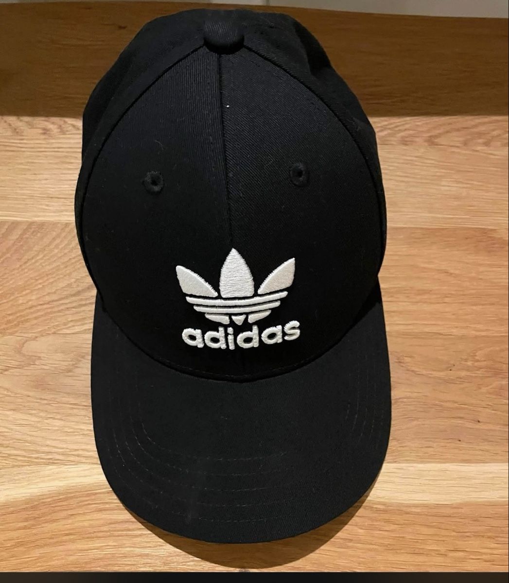 Adidas Copricapi, berretti & cappellini: Adidas Kappe – Nuovo (secondo la descrizione) da Vaduz venduto da SJ_A