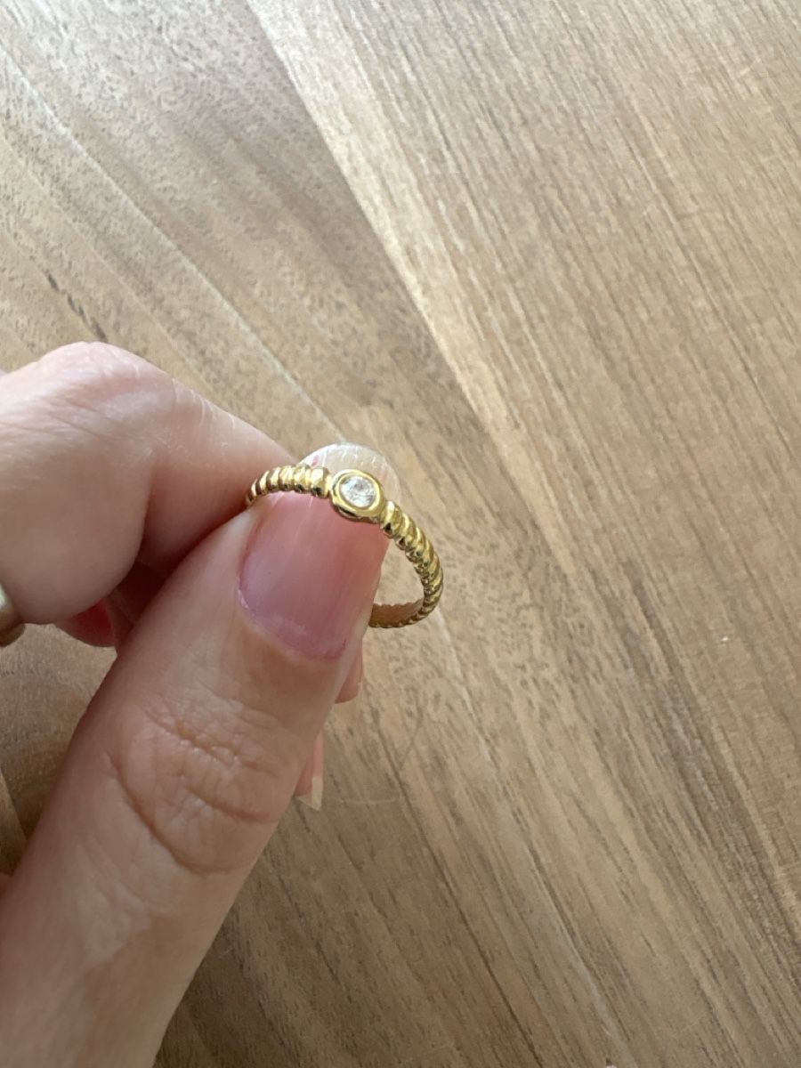 Bagues: Ring with small stone – D'occasion à Zürich par Asybb 2
