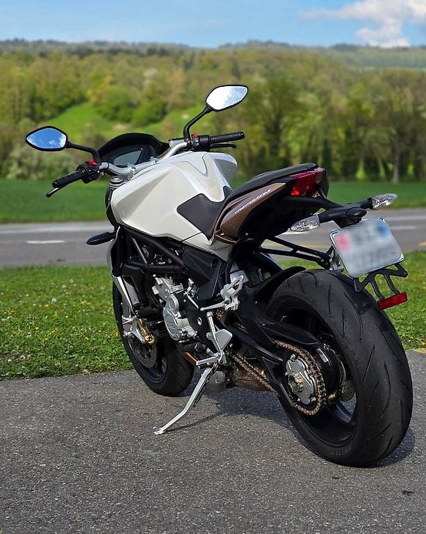 MV Agusta Strada: MV Agusta Brutale 675 – Usato da Mellingen venduto da ene_vyp2 1