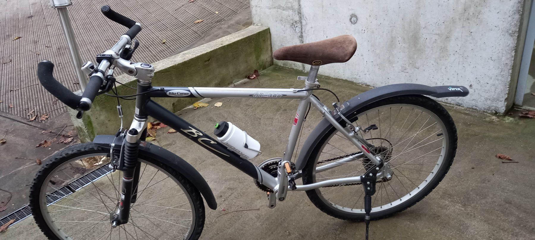 Velos: Velo – Defekt aus Uznach von fufr