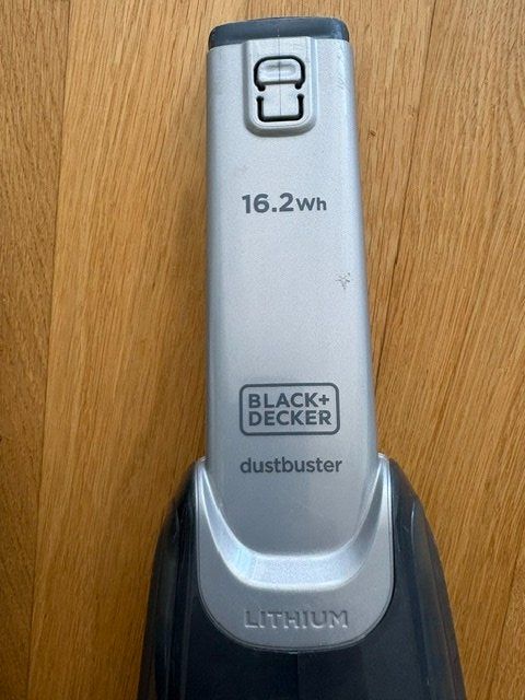 Staubsauger & Zubehör: Handstaubsauger BLACK & DECKER aufladbar – Gebraucht aus Zürich von Sonnenblume_65 3