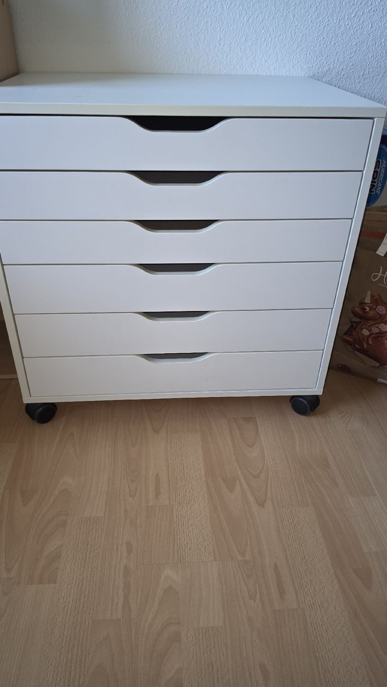Ikea Cassettiere: Schubladenelement auf Rollen – Usato da Witterswil venduto da SaSi21