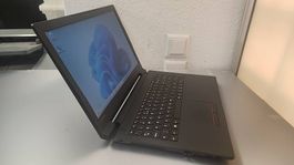 Lenovo ideapad V110 Ecran 15.6" Intel Core i5 7th Gen
