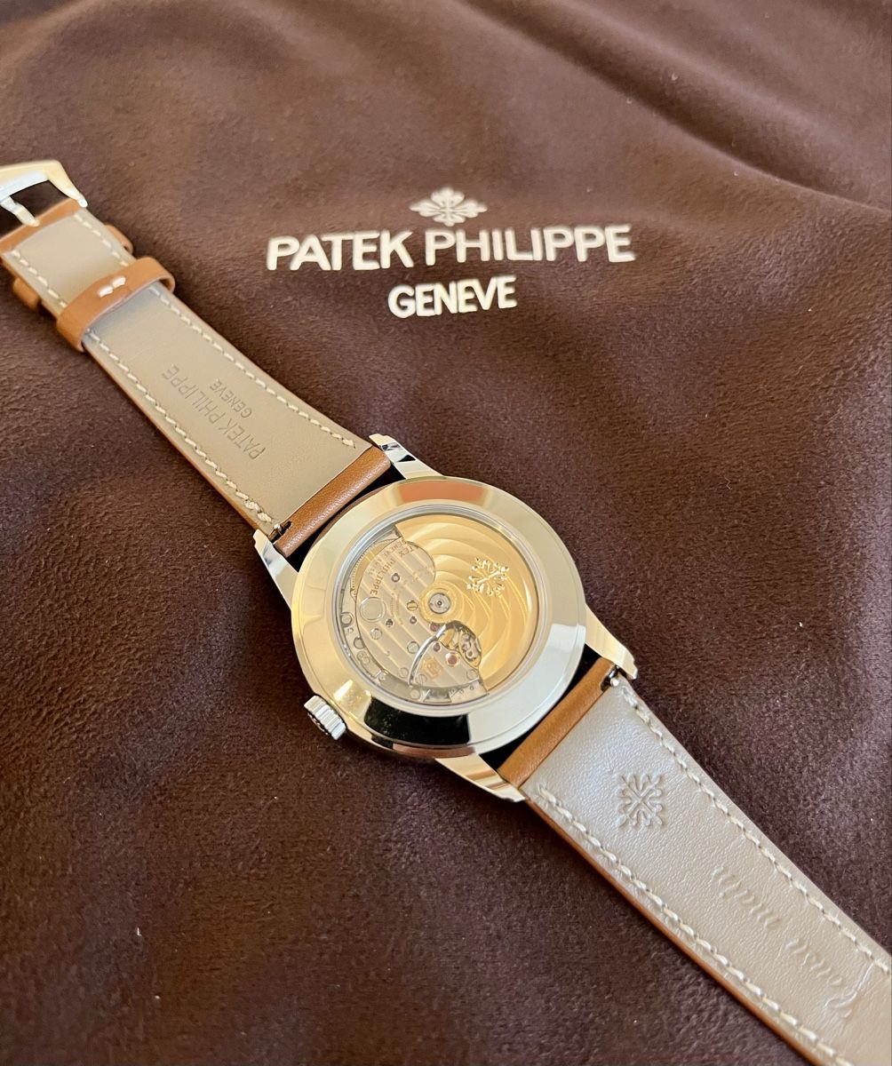 Patek Philippe Orologi: Patek Philippe Calatrava Weekly Calendar – Nuovo e nell'imballaggio originale da Basel venduto da Ch2005 2