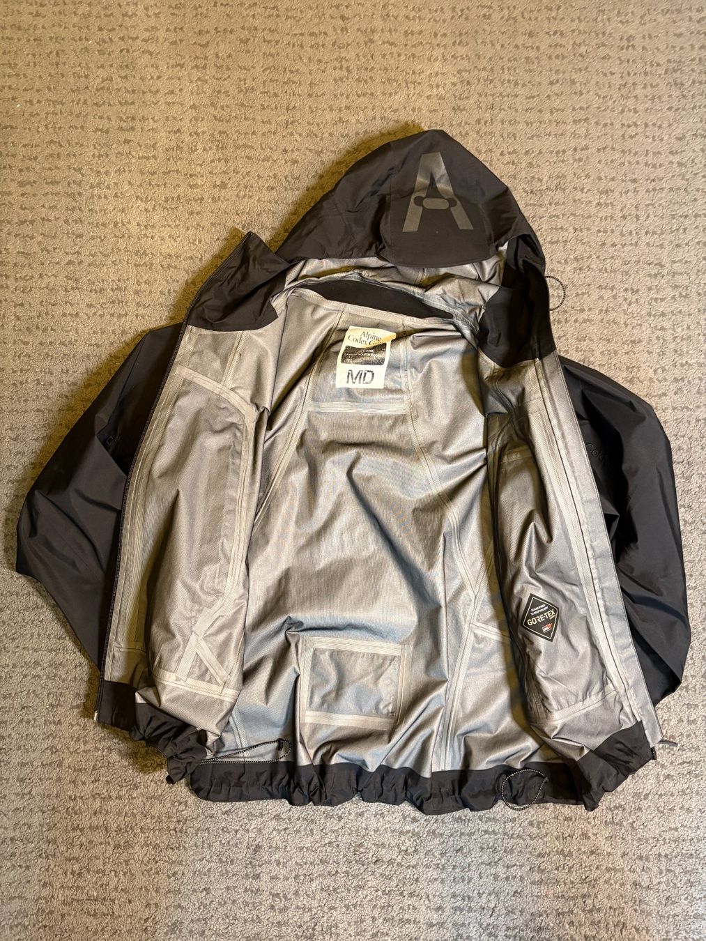 Goldwin Jacken: Goldwin Alpine Codex Jacke Gore-Tex schwarz Grösse M – Gebraucht aus Binningen von AokiYu 1