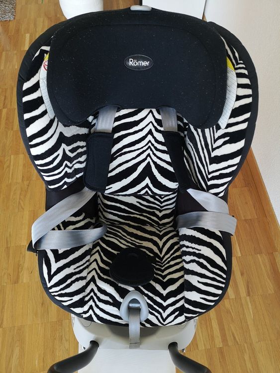 Britax hotsell romer zebra