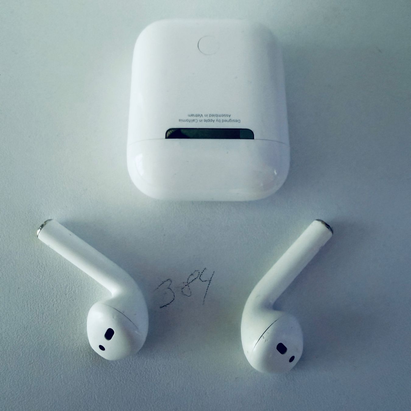 Apple Cuffie: Original Apple AirPods 2 Gen. Wireless Kopfhörer & Case – Usato da Basel venduto da MY.AIRPODS.SHOP 9