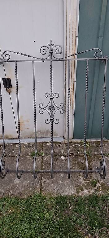 Griglie e Inferriate: Fenster gitter – Usato da Kallnach venduto da Xx219 3