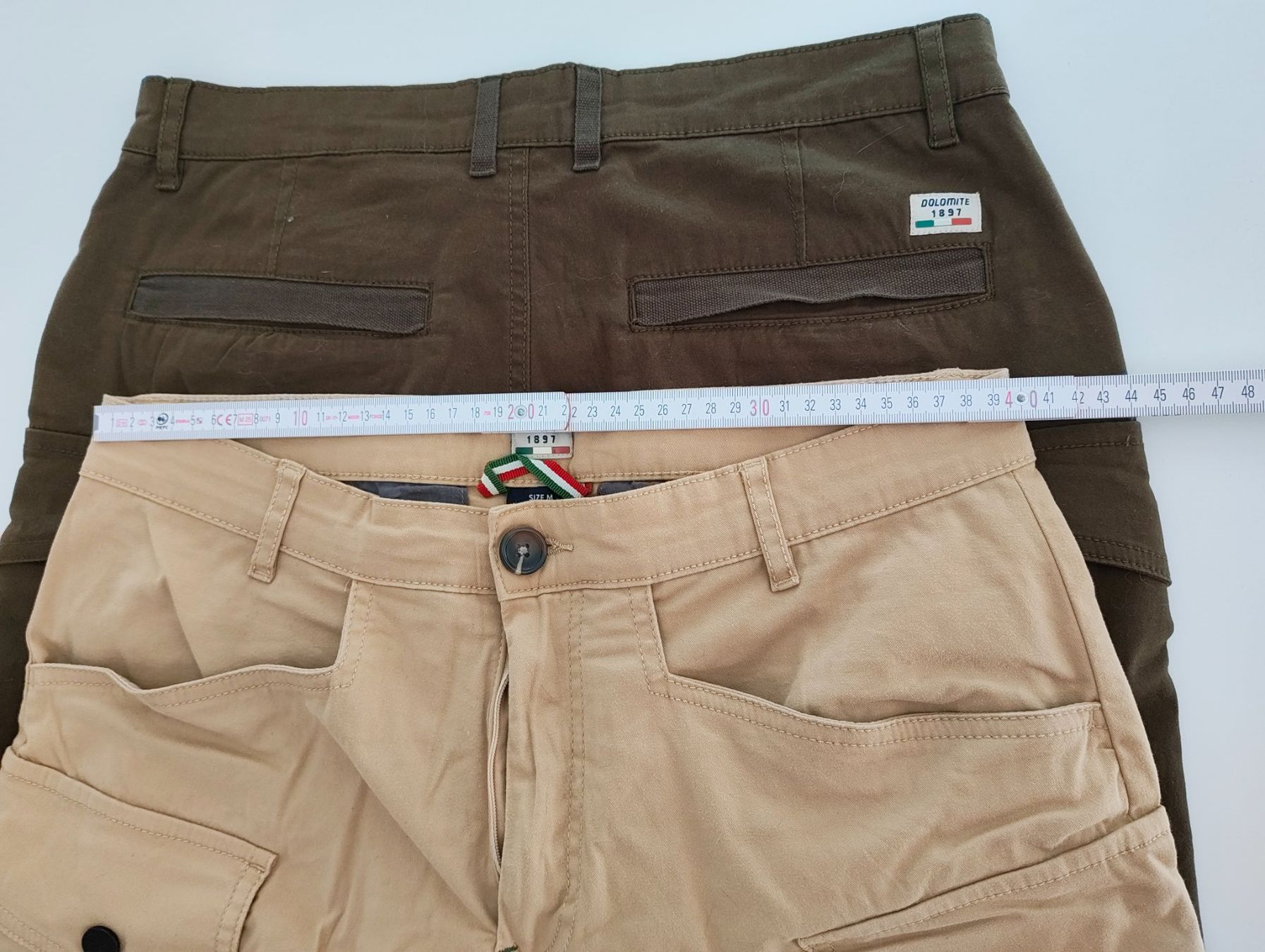Pantaloni: 2 x Dolomite Cargo-Shorts – Grösse M – Usato da Sion venduto da Mizzaa 5