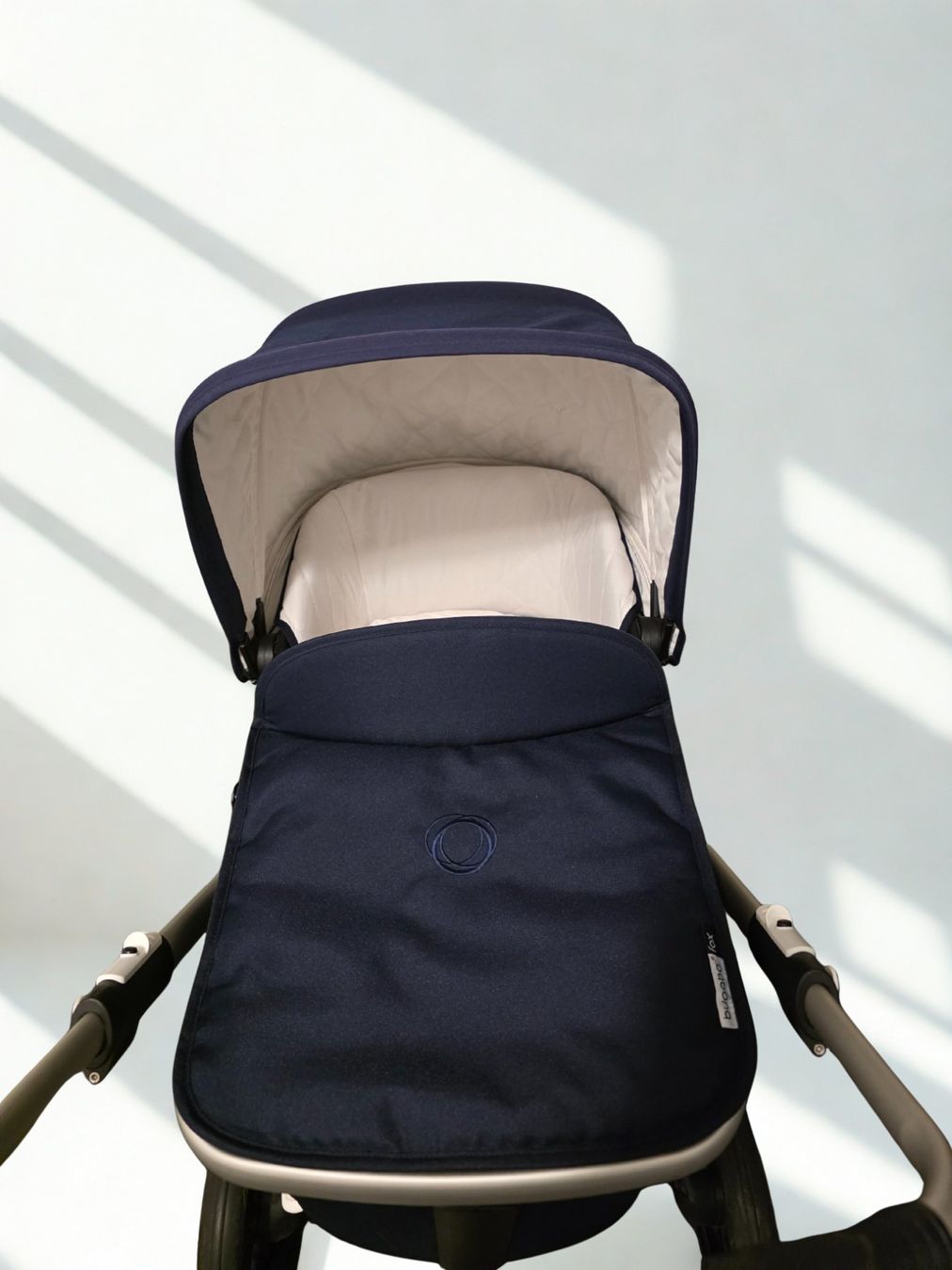 Bugaboo Carrozzine: Bugaboo Fox Kinderwagen – Komplettset – Usato da Arni AG venduto da suzieq32