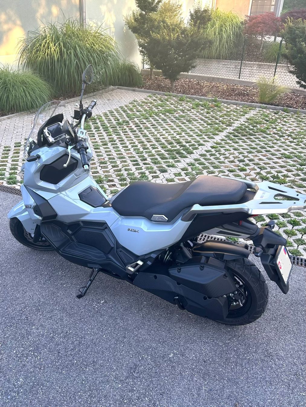 Sym Scooter: Scooter Roller SYM ADX 125 E5+ – Nuovo (secondo la descrizione) da Genestrerio venduto da Zio-Dim