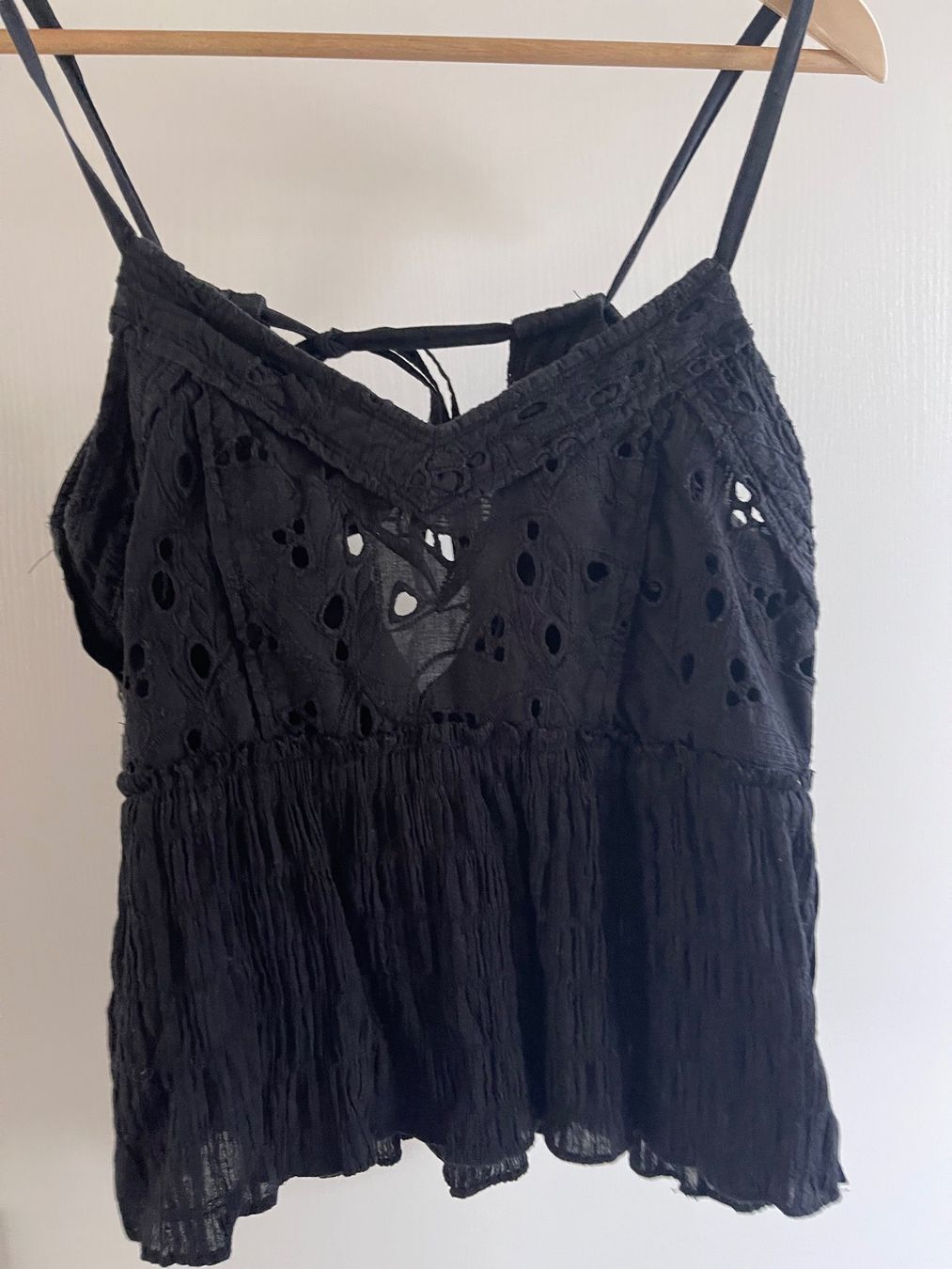 Iro Top: IRO Schwarzes Sommertop Gr. 36 – Usato da Ettingen venduto da cla_526w 1