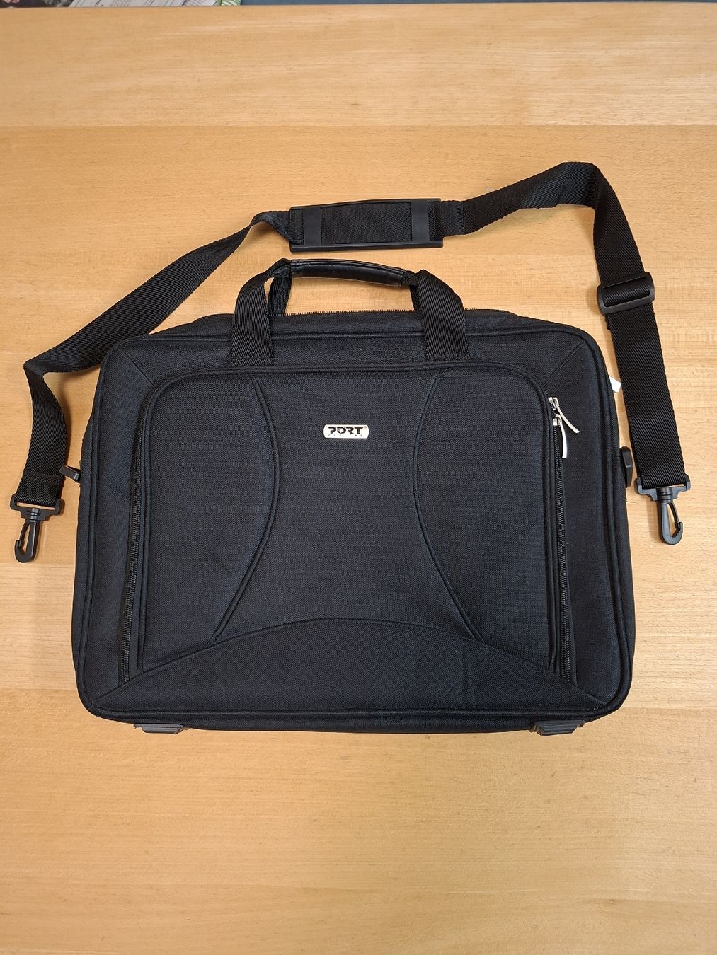Borse: Laptoptasche – Usato da Ruswil venduto da Nasenspitz