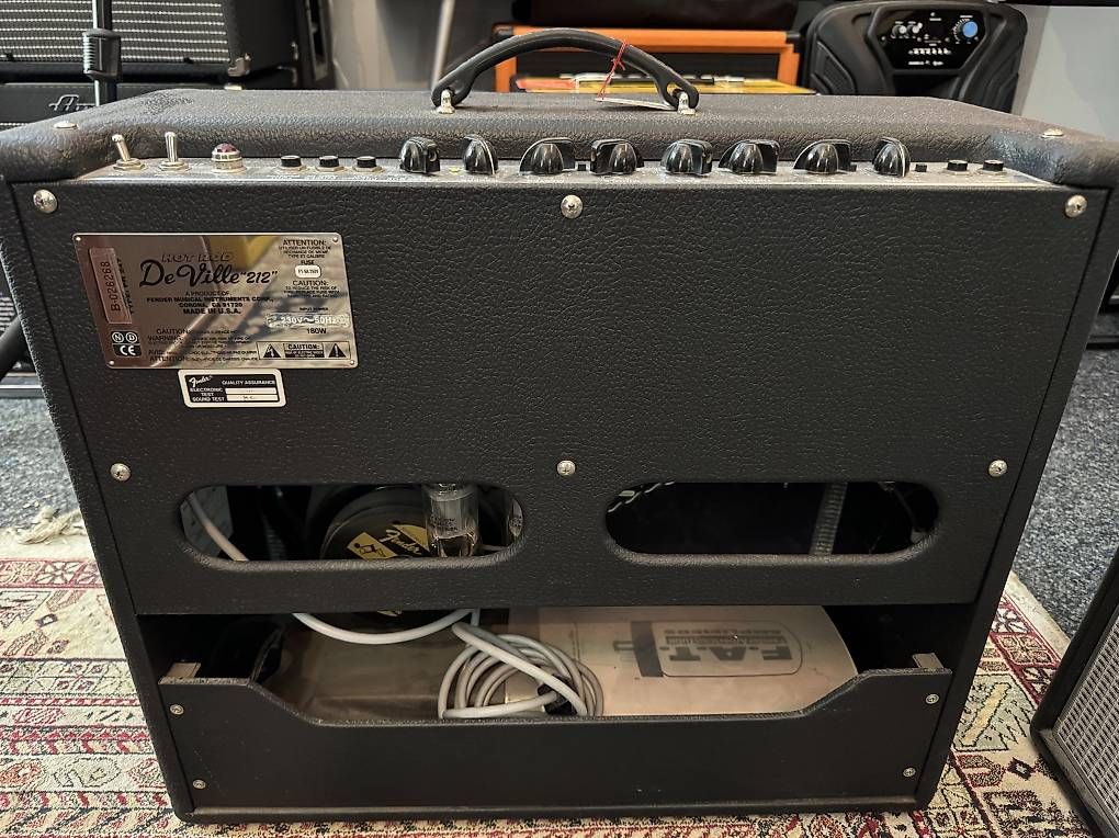 Amplificatori: Fender Hot Rod DeVille 2x12 60 watts – Usato da Morges venduto da GvnMusic 2