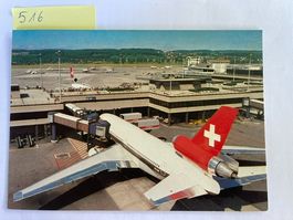alte Ansichtskarte Zürich-Flughafen mit Swissair Flugzeug
