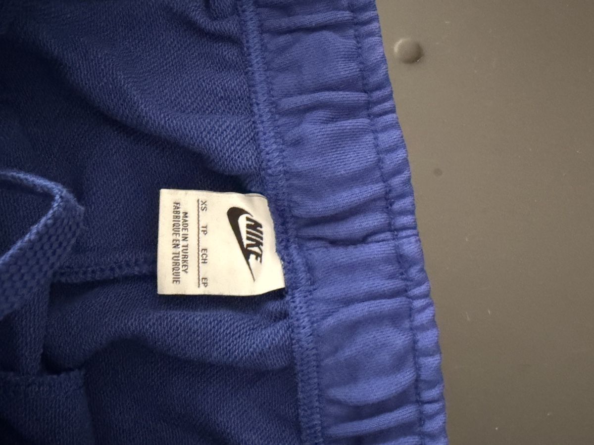 Pantaloni: Short Nike – Usato da Villars sur glane venduto da Energon2010 3