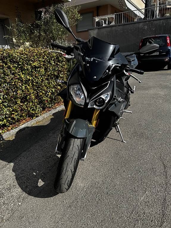 Route: BMW S1000R – D'occasion à Pully par Radhou 1