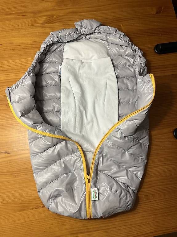 Sacchi a pelo: Daunen-Fussack von Babynest, 80cm – Usato da Bern venduto da ann_r8n2 2