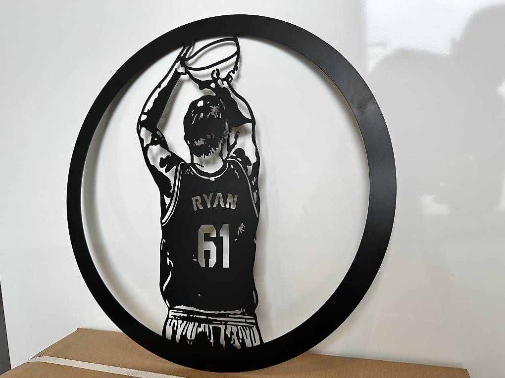 Insegne: Plaquette en métal mural Ryan – Usato da Evionnaz venduto da axe_xdc9 1