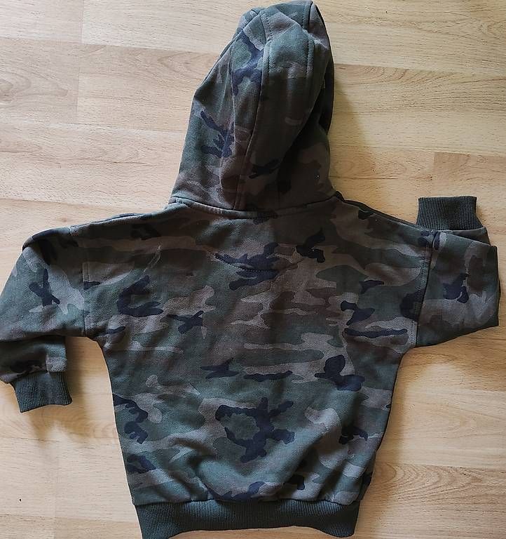 Primark Vestes: Übergangs Kapuzen Jacke – D'occasion à Niederrohrdorf par Gunboomcat 2