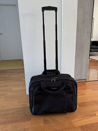 laptoptasche/koffer mit rollen samsonite