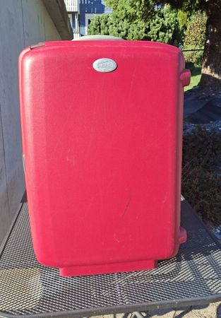 grosser Hartschalenkoffer American Tourister rot gebraucht