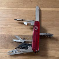 VICTORINOX TASCHENMESSER