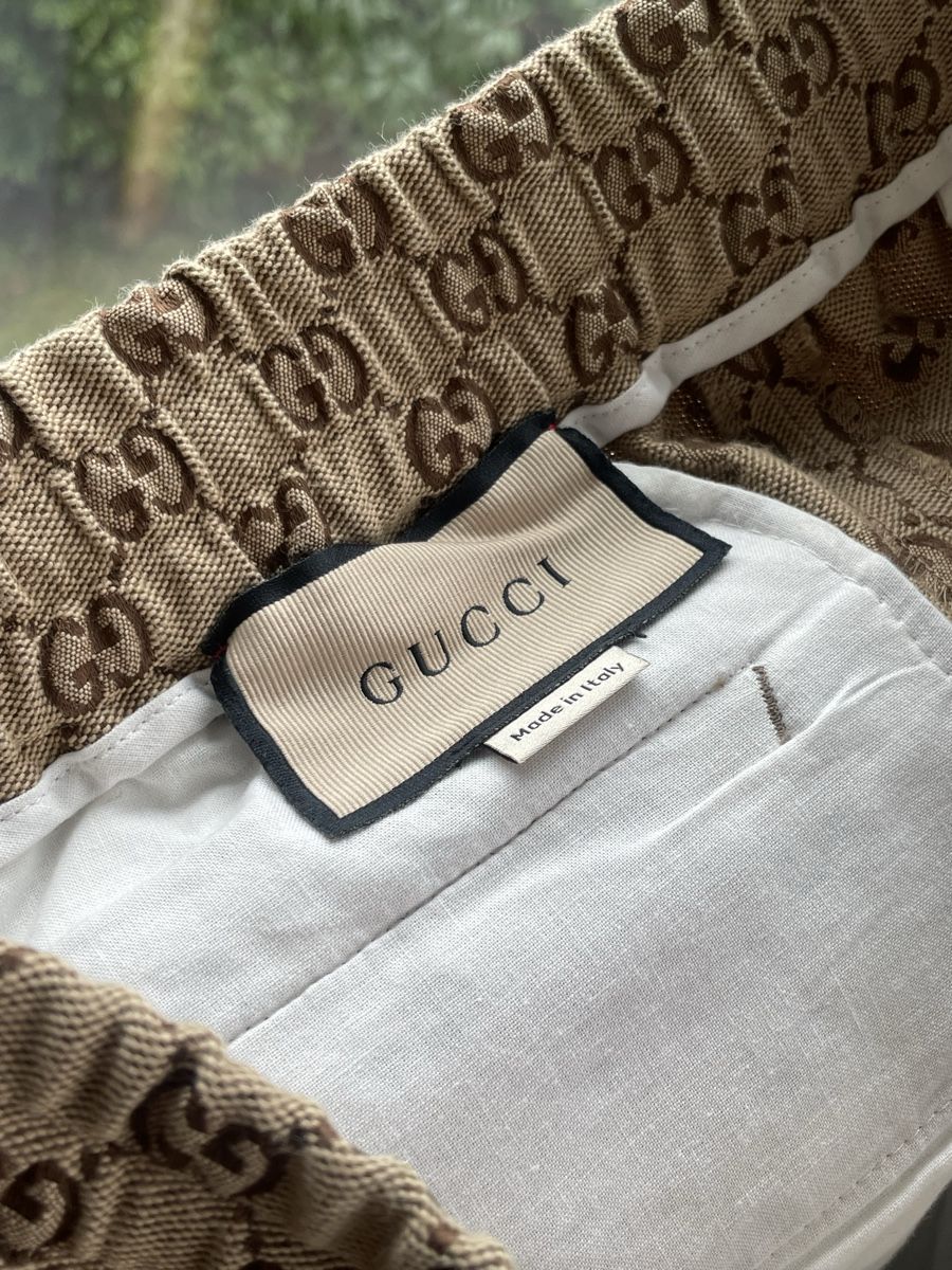 Gucci Pantaloni: Pantalon Gucci taille 46 – Usato da Avenches venduto da Stf_b78g 3