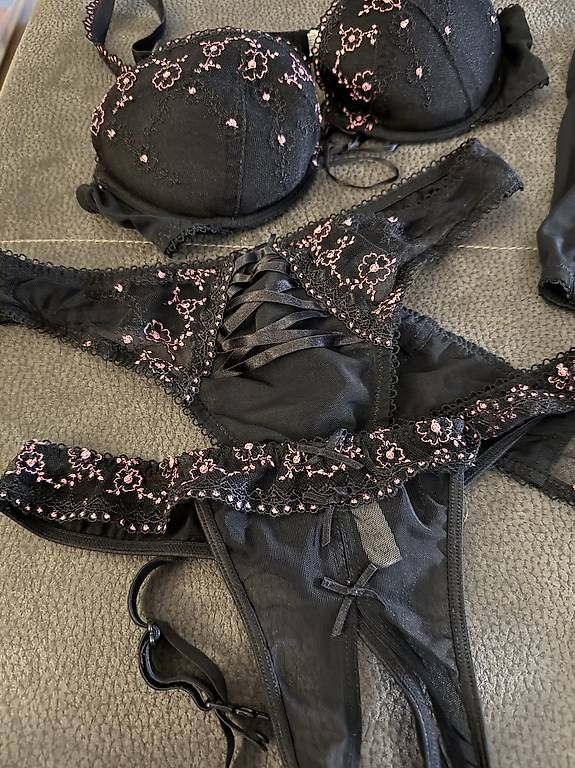 Altra biancheria intima: Wunderschönes Dessous-Set (einmaliger Gebrauch) – Usato da Lyss venduto da chr_p9zd 2