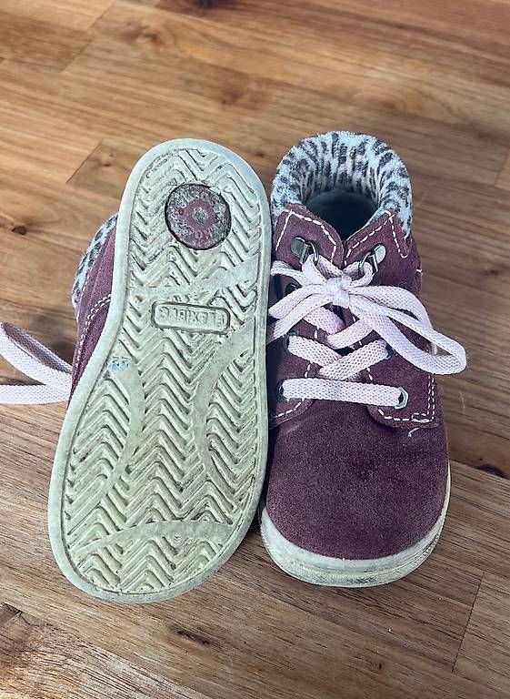 Scarpe per ragazzi: Schuhe Gr. 22 – Usato da Zürich venduto da esp_v7ml 1
