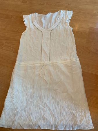 Jolie robe blanche Promod t. 40