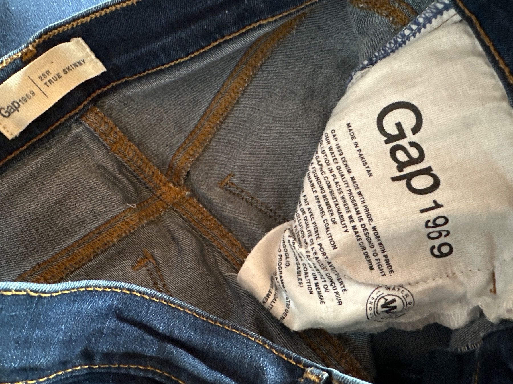 Gap Jeans: GAP True Skinny Gr. 28R – Usato da St. Gallen venduto da mai_gd7k 2