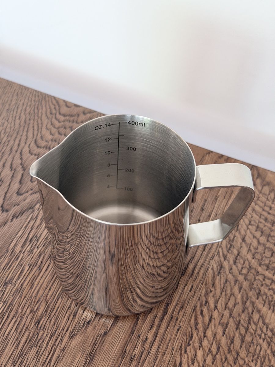 Komplettküchen: Milchkännchen Edelstahl 400 ml – Gebraucht aus Regensdorf von scheissspiel